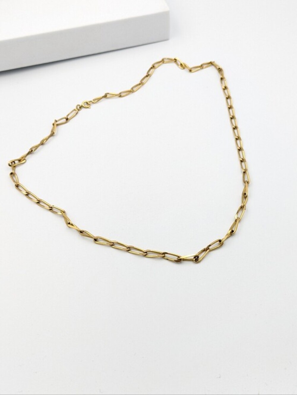 5/25$   Vintage gold tone chain necklace